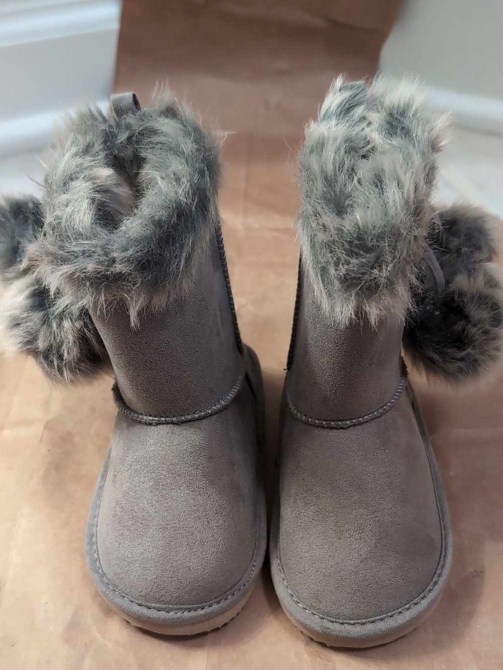 Koala Kids Gray Faux-Fur Trim Booties